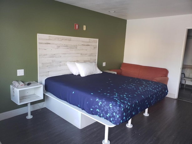 Imagen de la habitación del Hotel University Inn, Fresno. Foto 13