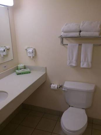 Imagen de la habitación del Hotel University Inn, Minneapolis. Foto 6