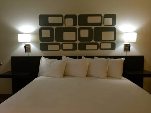 Imagen de la habitación del Hotel University Inn, Sky Harbor Aeropuerto. Foto 9