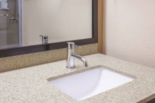 Imagen de la habitación del Hotel University Inn & Suites Berkeley. Foto 10