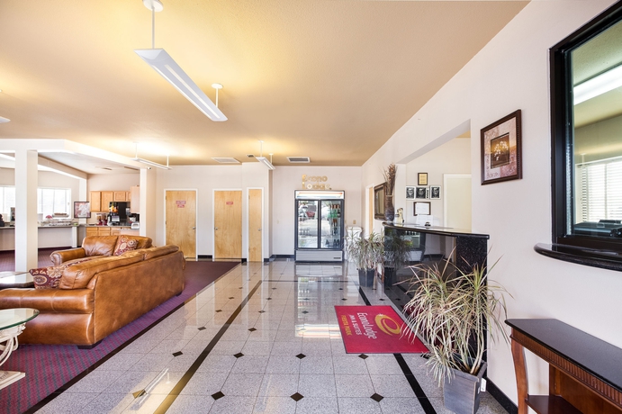 Imagen de los interiores del Hotel University Inn and Suites San Antonio. Foto 15