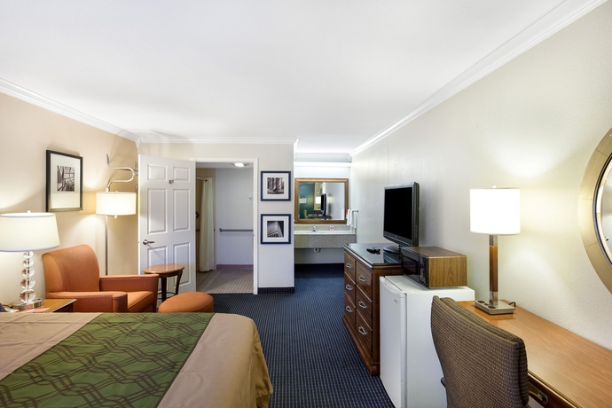 Imagen de la habitación del Hotel University Inn and Suites San Antonio. Foto 8
