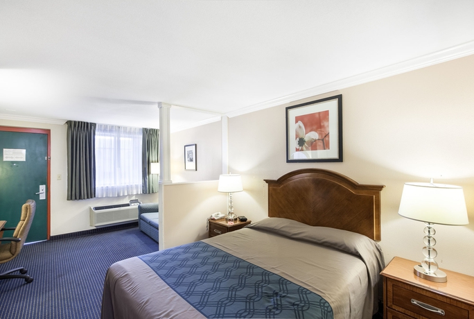 Imagen de la habitación del Hotel University Inn and Suites San Antonio. Foto 13