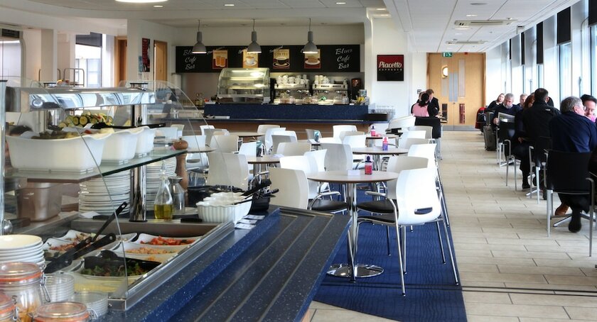 Imagen del bar/restaurante del Hotel University Of Essex - Colchester Campus, Colchester. Foto 18