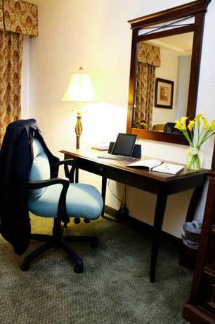 Imagen de la habitación del Hotel University Square. Foto 7