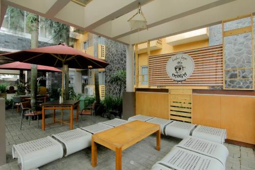 Imagen general del Hotel University Yogyakarta. Foto 9