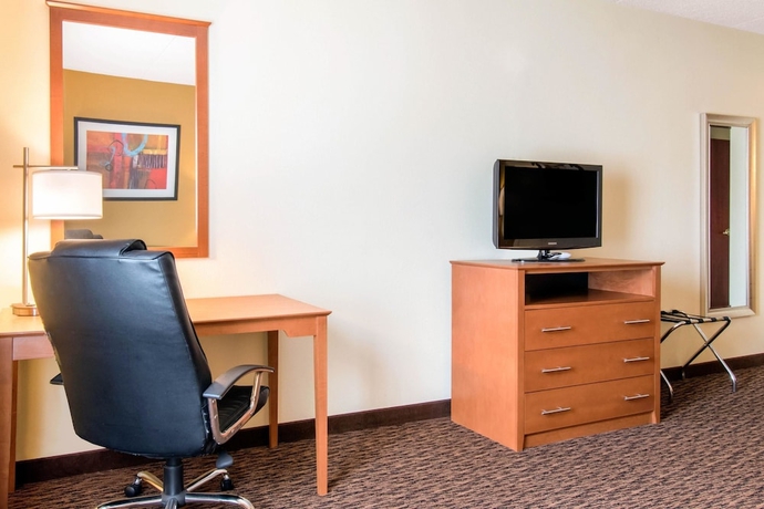 Imagen de la habitación del Hotel University & Suites Shippensburg, Trademark by Wyndham. Foto 12