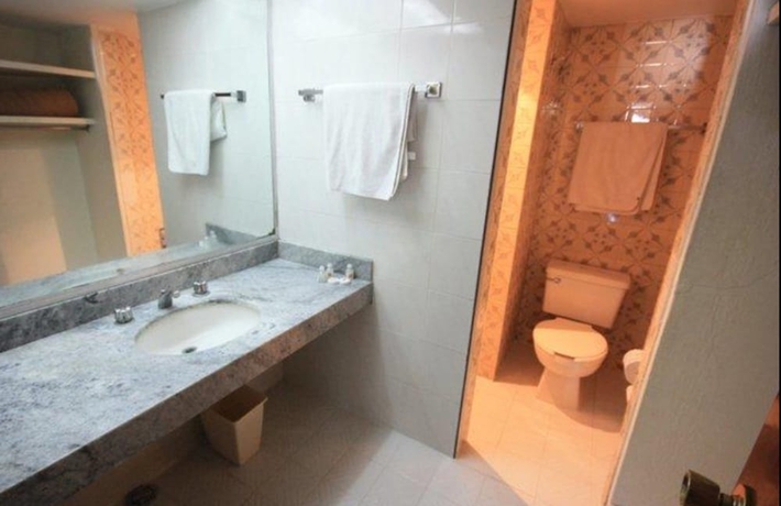 Imagen de la habitación del Hotel Universo Guadalajara. Foto 17