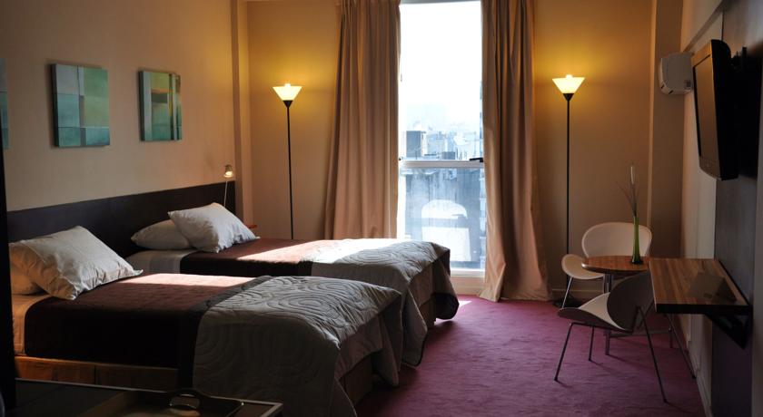 Imagen de la habitación del Hotel Uno Buenos Aires Suites. Foto 4