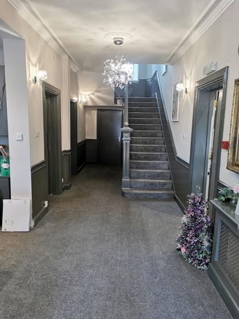 Imagen de los interiores del Hotel Uno Heathrow Windsor. Foto 19