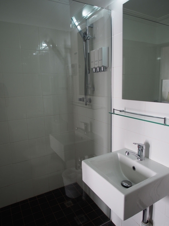 Imagen de la habitación del Hotel Uno Sydney. Foto 9