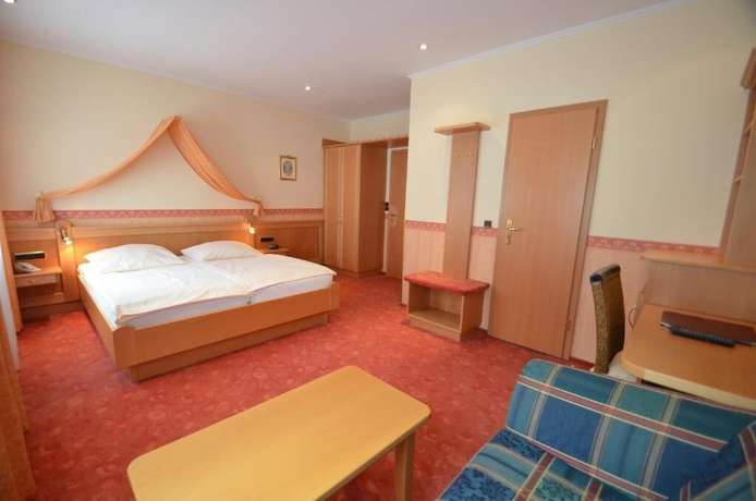 Imagen de la habitación del Hotel Unter den Linden, Assmannshausen. Foto 6