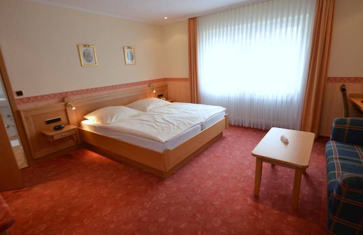 Imagen de la habitación del Hotel Unter den Linden, Assmannshausen. Foto 9