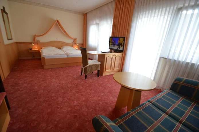 Imagen de la habitación del Hotel Unter den Linden, Assmannshausen. Foto 10