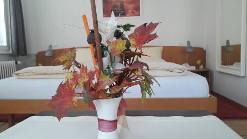 Imagen de la habitación del Hotel Untertor by Maier Self-Check-in. Foto 14