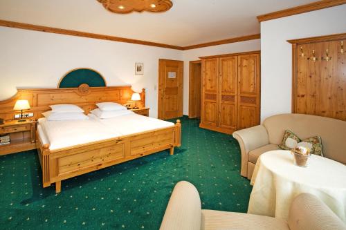 Imagen de la habitación del Hotel Unterwirt, Groi&szlig;enbach. Foto 7