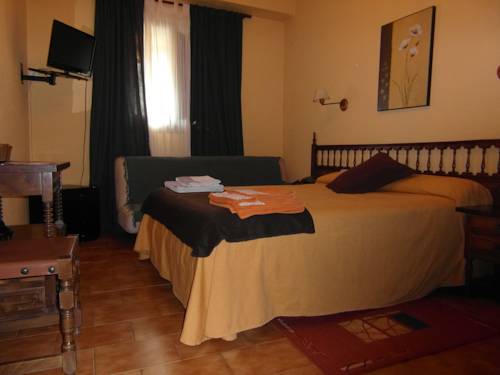 Imagen de la habitación del Hotel Uña Serranía Encantada. Foto 4