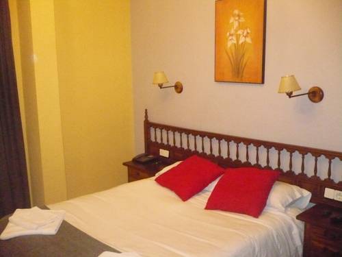 Imagen de la habitación del Hotel Uña Serranía Encantada. Foto 14