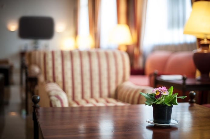 Imagen de los interiores del Hotel Unzaga Plaza. Foto 18