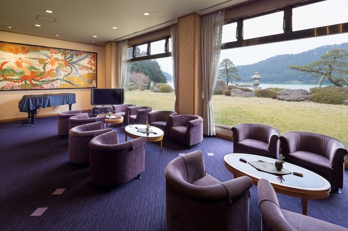 Imagen de los interiores del Hotel Unzen Azumaen. Foto 15