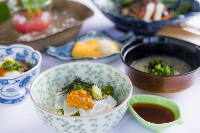 Imagen del bar/restaurante del Hotel Unzen Kyushu - Mt Resort. Foto 3
