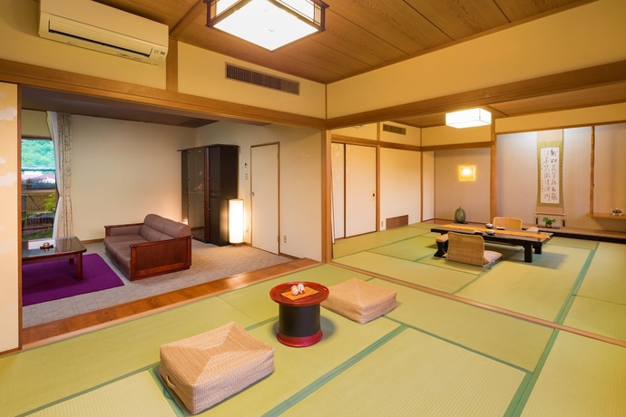 Imagen de la habitación del Hotel Unzen Shinyu. Foto 15