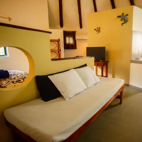 Imagen de la habitación del Hotel Uolis Nah Villas. Foto 11