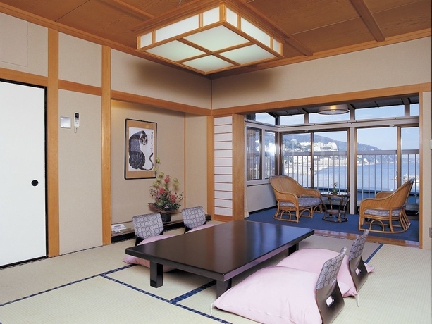 Imagen de la habitación del Hotel Uomisaki. Foto 8