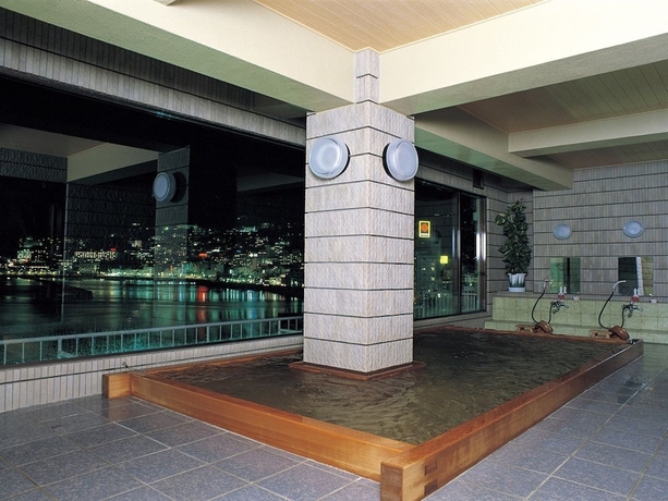 Imagen de los interiores del Hotel Uomisaki. Foto 12