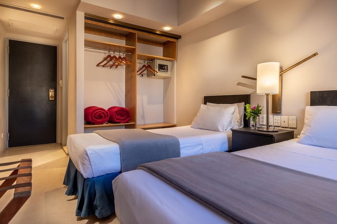 Imagen de la habitación del Hotel Up Congreso. Foto 5