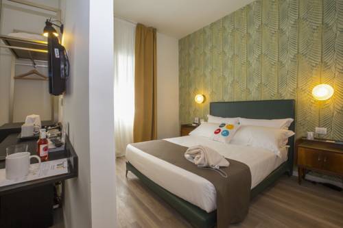 Imagen de la habitación del Hotel Up, Rimini. Foto 2