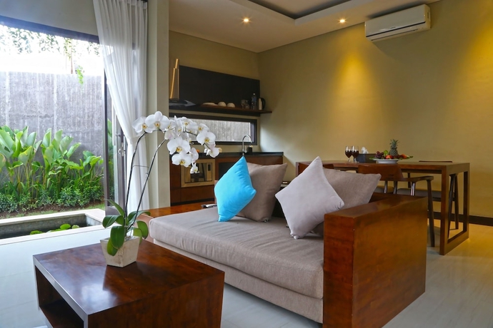 Imagen de la habitación del Hotel Uppala Villa Nusa Dua. Foto 8