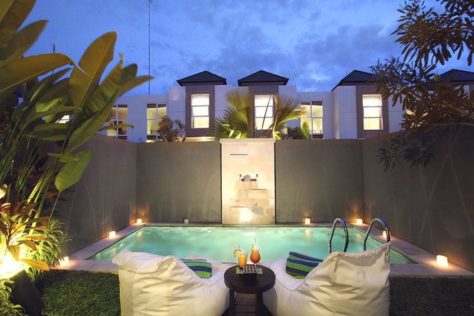 Imagen de la habitación del Hotel Uppala Villa Seminyak. Foto 13
