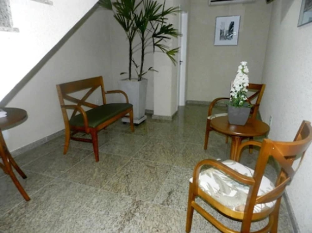 Imagen de los interiores del Hotel Upper. Foto 17