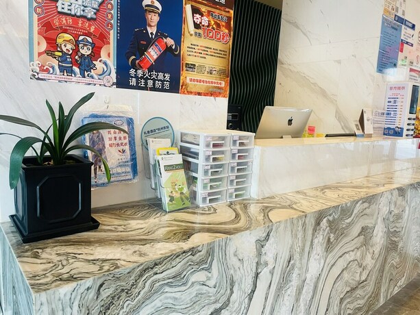 Imagen de los interiores del Hotel Upper Inn. Foto 34