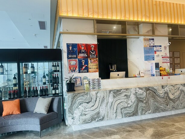 Imagen de los interiores del Hotel Upper Inn. Foto 35