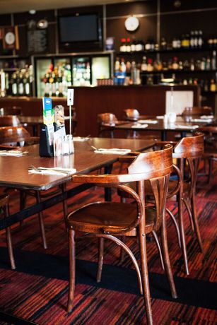 Imagen del bar/restaurante del Hotel Upper Ross. Foto 8