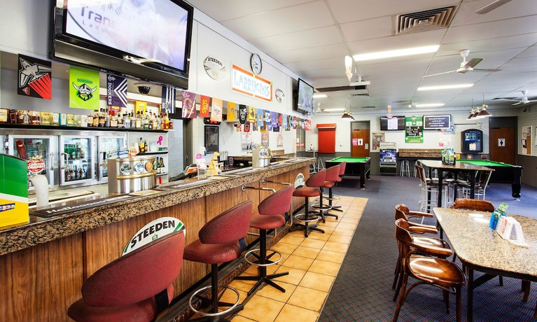 Imagen del bar/restaurante del Hotel Upper Ross. Foto 9