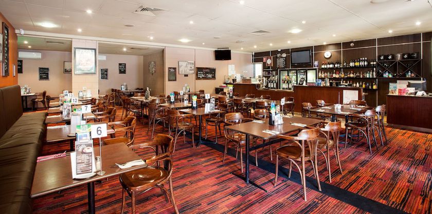 Imagen del bar/restaurante del Hotel Upper Ross. Foto 10