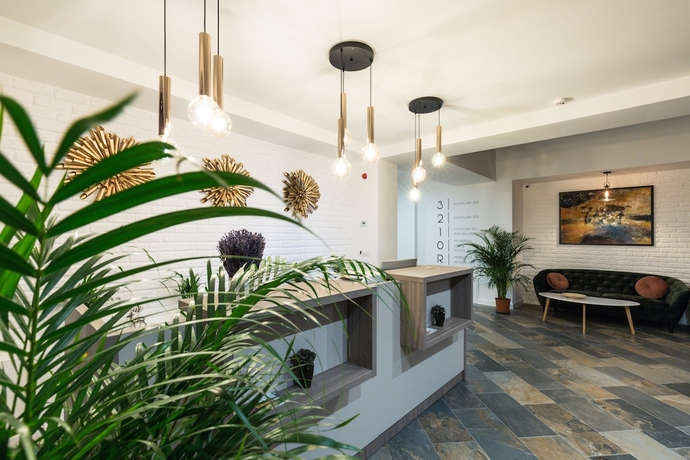 Imagen de los interiores del Hotel UpperHouse Brasov. Foto 14
