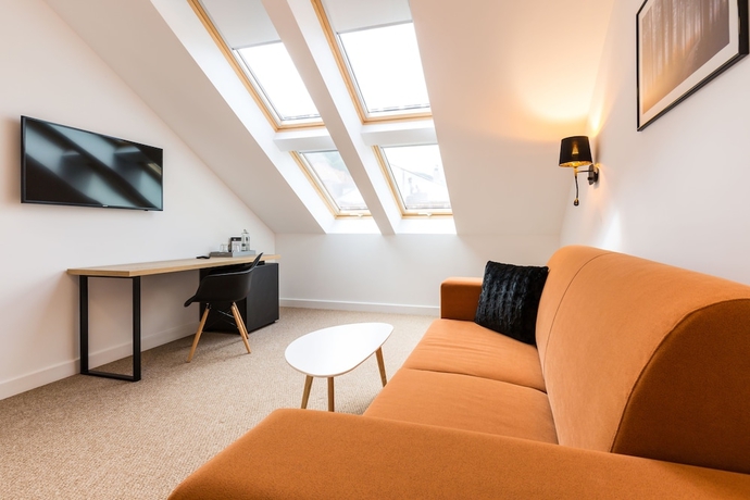 Imagen de la habitación del Hotel UpperHouse Brasov. Foto 12