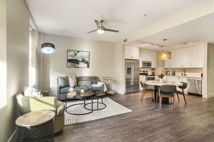 Imagen de la habitación del Hotel Upscale Condos And Penthouses Close To Canal And Bourbon St.. Foto 14