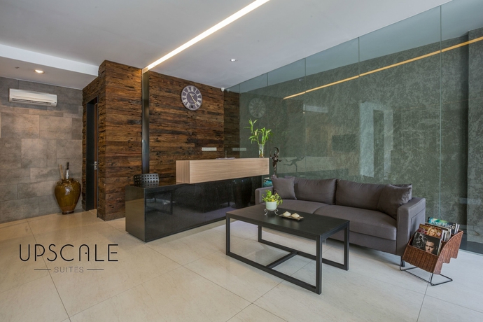 Imagen de los interiores del Hotel Upscale Suites. Foto 15