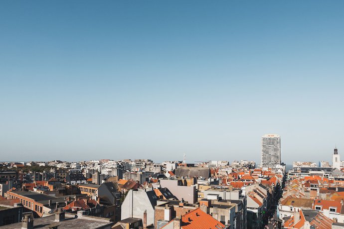 Imagen de los exteriores del Hotel Upstairs. Foto 7