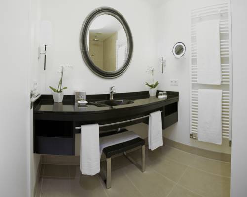 Imagen de la habitación del Hotel Upstalsboomresidenz & SPA K&uuml;hlungsborn. Foto 4