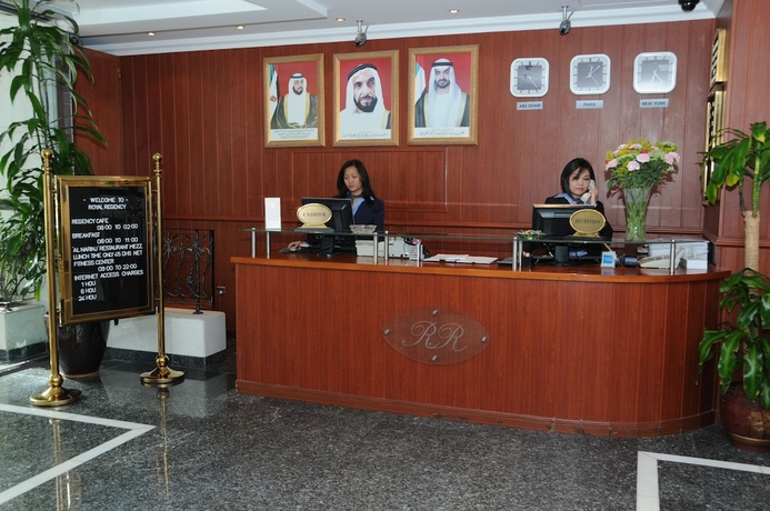 Imagen de los interiores del Hotel Uptown Apartments Abu Dhabi. Foto 16