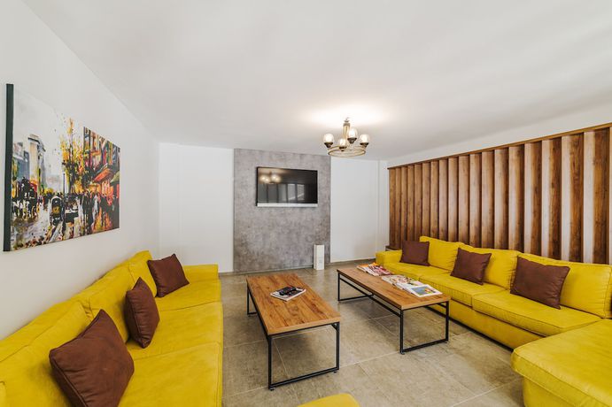 Imagen de los interiores del Hotel Uptown Buyuk Anadolu Girne. Foto 13