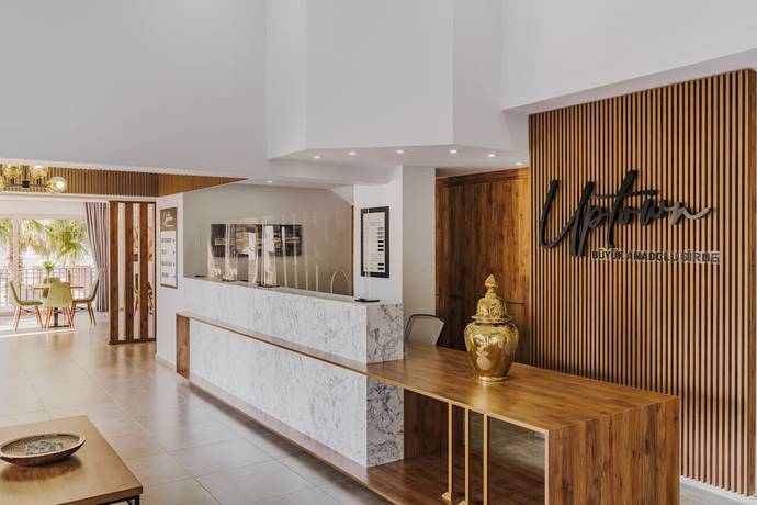 Imagen de los interiores del Hotel Uptown Buyuk Anadolu Girne. Foto 16