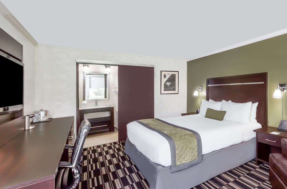 Imagen de la habitación del Hotel Uptown Oasis San Jose Airport. Foto 2