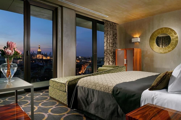 Imagen de los exteriores del Hotel Uptown Palace. Foto 13